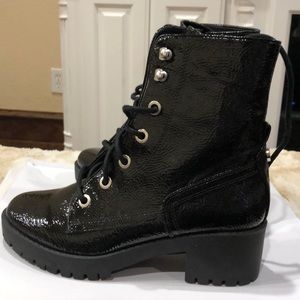 Steve Madden combat Boots